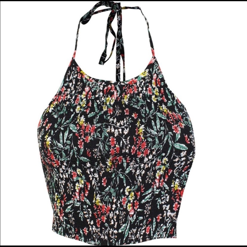 Halter neck crop top